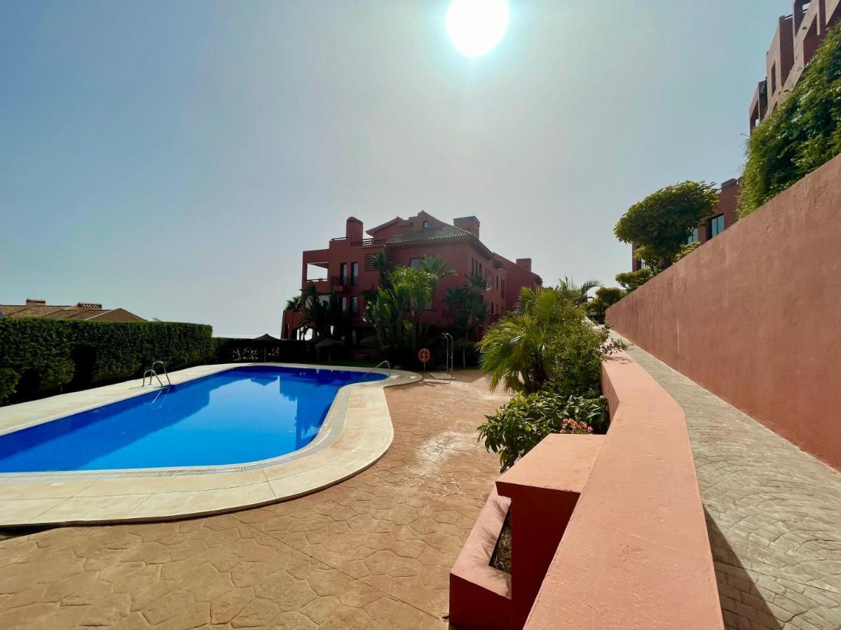 Calahonda Luxury Apartment With A Stunning Sea View Mijas Zewnętrze zdjęcie